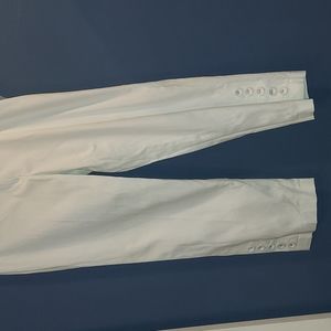 Focus 2000 White Capri Pants Size 4